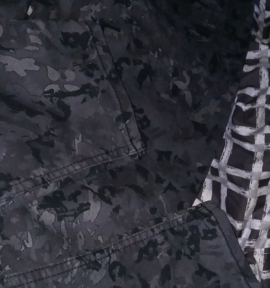 ellen degeneres Love collection camo jeans - Picture 4 of 7